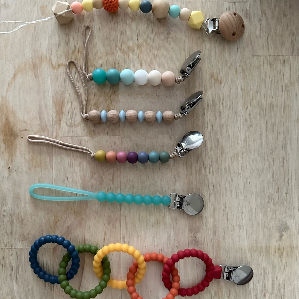Ryan and rose teether and pacifier clips bundle